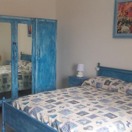B&B Le Peonie Badesi Dış mekan fotoğraf